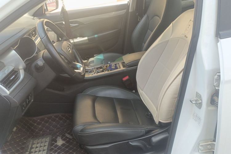 Used Geely Auto Emgrand 2019 Leading Edition 1.5L CVT Luxury Model China VI Standard Left Front Seat