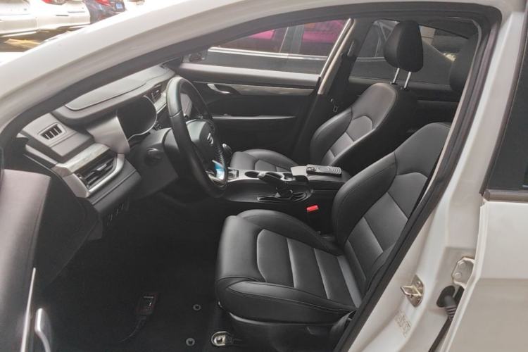 Used Geely Auto Emgrand 2019 Leading Edition 1.5L Manual Upward Asian Games Edition China VI Left Front Seat