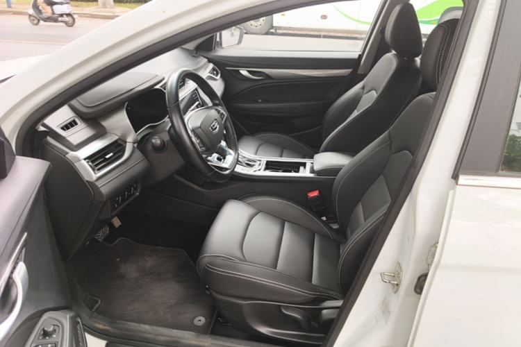 Used Geely Auto Emgrand 2019 Leading Edition 1.5L CVT Upward-Connected Model China VI Standard Left Front Seat