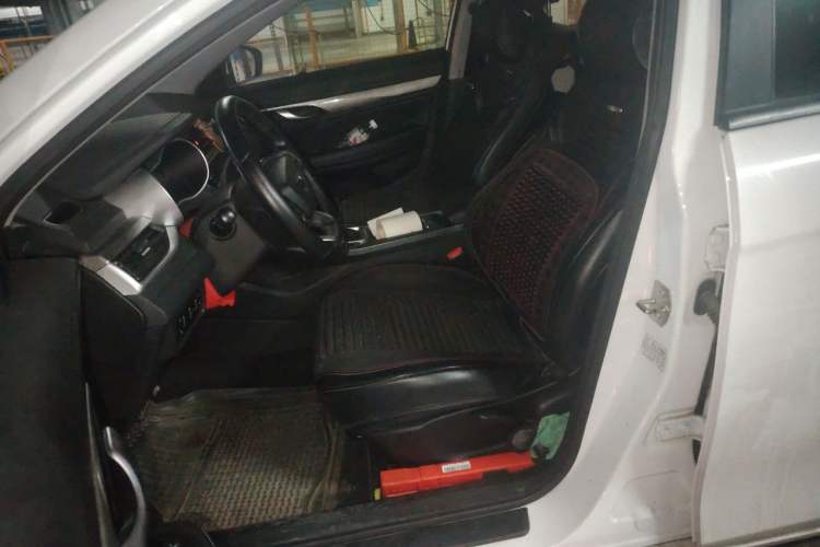 Used Geely Auto Emgrand 2019 Leading Edition 1.5L CVT Luxury Model China VI Standard Left Front Seat