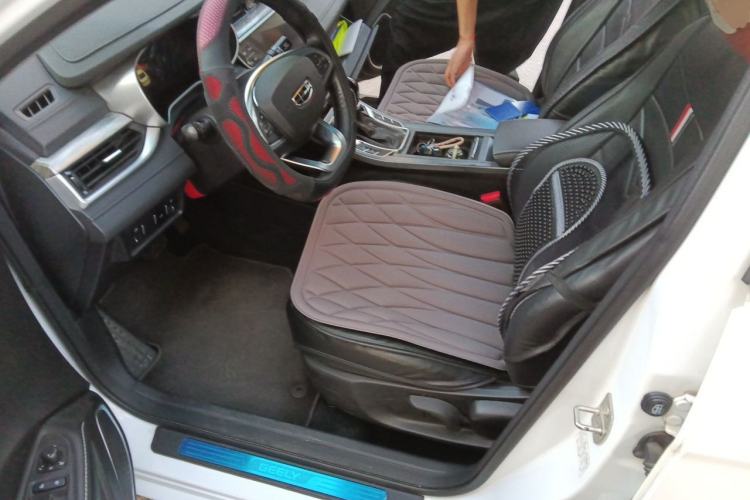 Used Geely Auto Emgrand 2019 Leading Edition 1.5L CVT Upward-Connected Model China VI Standard Left Front Seat
