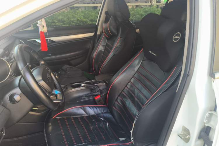 Used Geely Auto Emgrand 2019 Leading Edition 1.5L Manual Upgraded Connectivity Model China VI Standard Left Front Seat