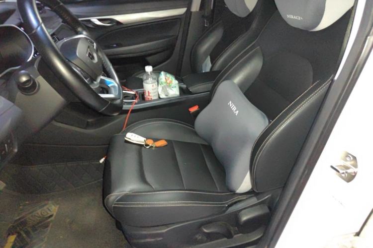 Used Geely Auto Emgrand 2019 Leading Edition 1.5L CVT Upward-Connected Model China VI Standard Left Front Seat