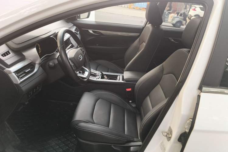 Used Geely Auto Emgrand 2019 Leading Edition 1.5L CVT Upward Asian Games Edition China VI Left Front Seat