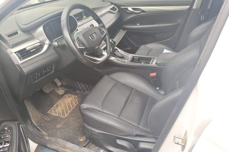 Used Geely Auto Emgrand 2019 Leading Edition 1.5L CVT Upward-Connected Model China VI Standard Left Front Seat