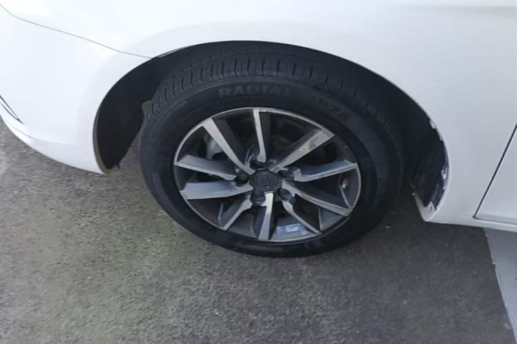 Used Geely Auto Emgrand 2019 Leading Edition 1.5L Manual Upward Asian Games Edition China VI Left Front Wheel Hub