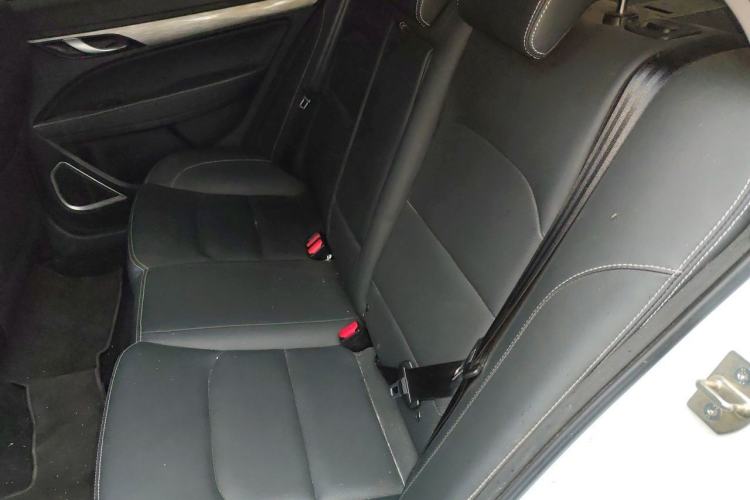 Used Geely Auto Emgrand 2019 Leading Edition 1.5L CVT Luxury Model China VI Standard Left Rear Seat