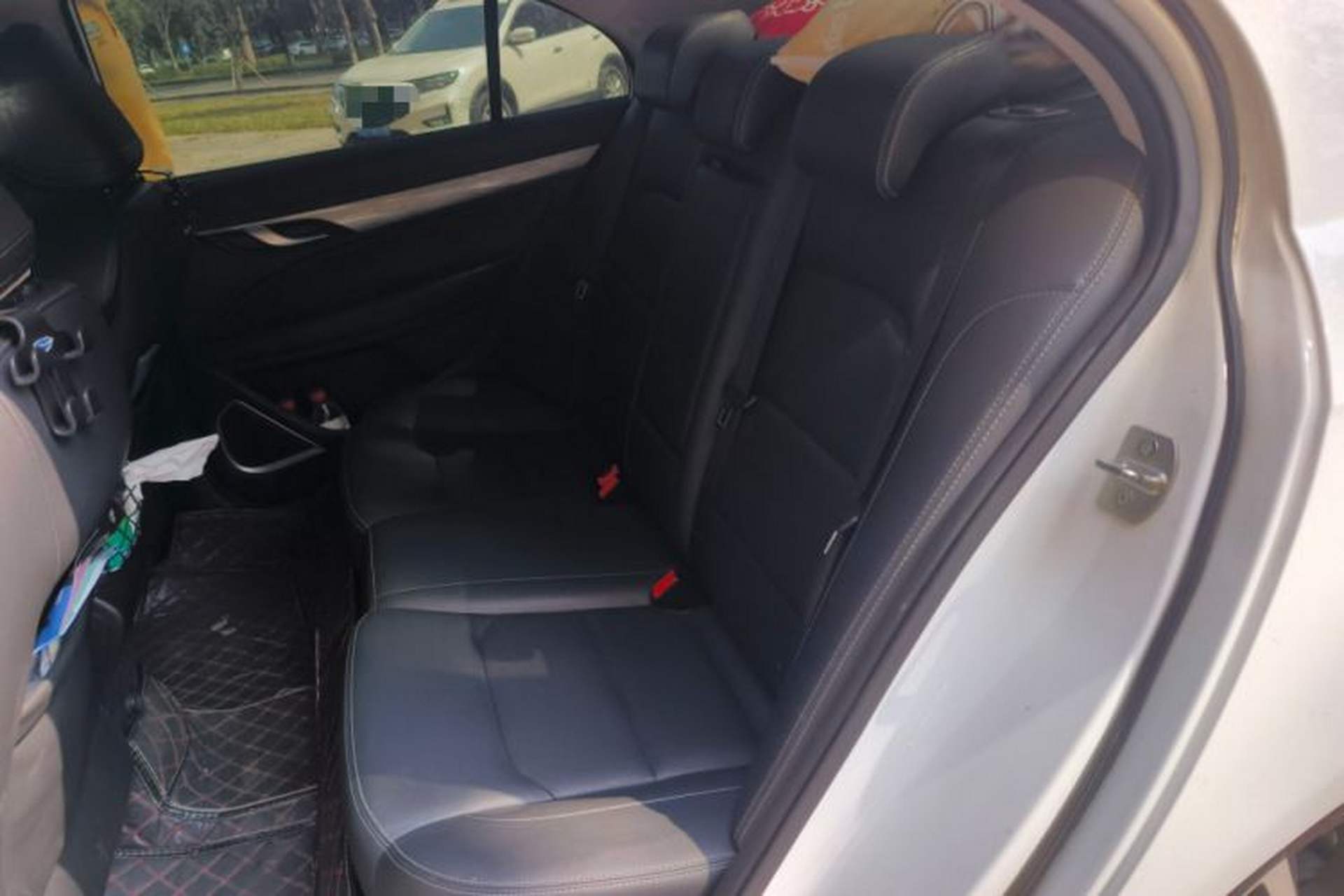 Used Geely Auto Emgrand 2019 Leading Edition 1.5L CVT Upward Asian Games Edition China VI Left Rear Seat