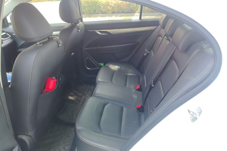 Used Geely Auto Emgrand 2019 Leading Edition 1.5L CVT Upward Asian Games Edition China VI Left Rear Seat