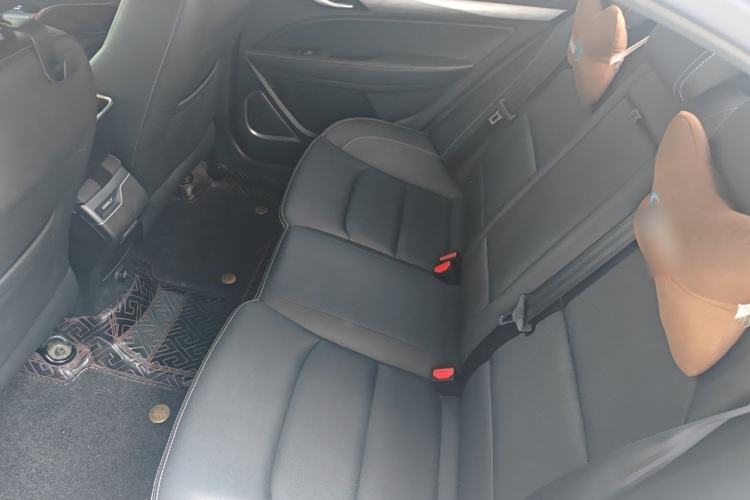 Used Geely Auto Emgrand 2019 Leading Edition 1.5L Manual Luxury Model China V Standard Left Rear Seat