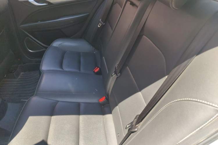 Used Geely Auto Emgrand 2019 Leading Edition 1.5L CVT Upward Asian Games Edition China VI Left Rear Seat