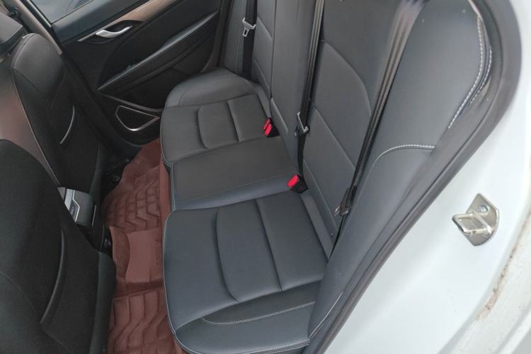 Used Geely Auto Emgrand 2019 Leading Edition 1.5L CVT Luxury Model China VI Standard Left Rear Seat