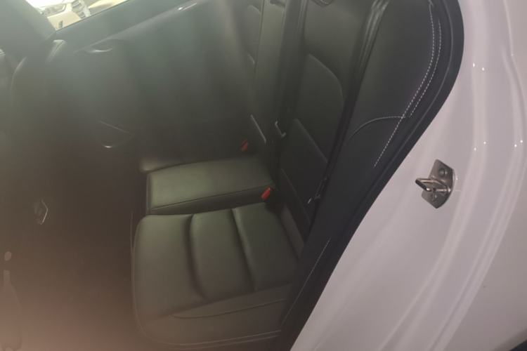 Used Geely Auto Emgrand 2019 Leading Edition 1.5L CVT Upward Asian Games Edition China VI Left Rear Seat