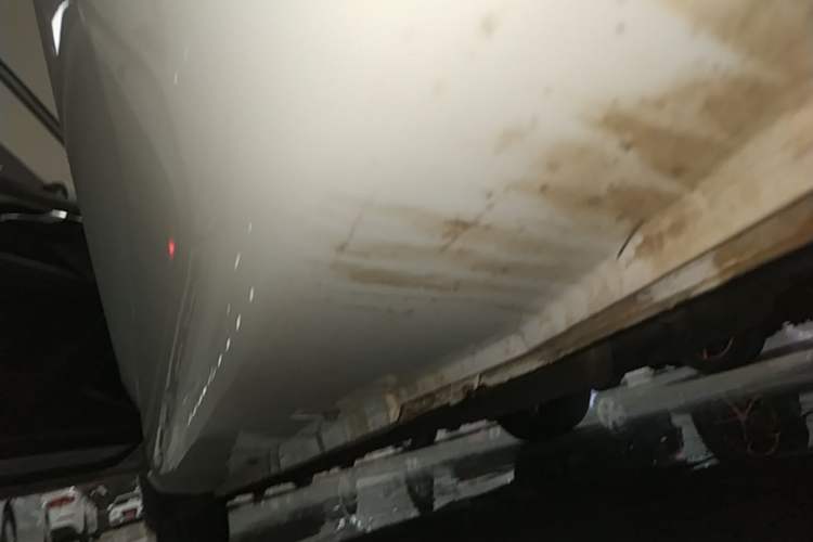 Used Geely Auto Emgrand 2019 Leading Edition 1.5L CVT Upward-Connected Model China VI Standard Left Side Sill