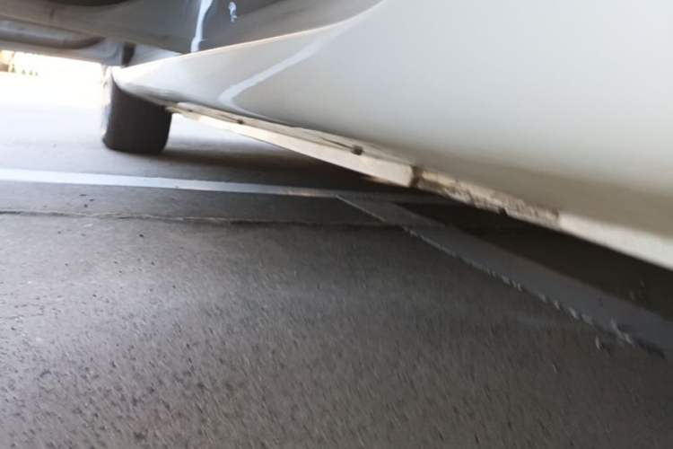 Used Geely Auto Emgrand 2019 Leading Edition 1.5L Manual Upward Asian Games Edition China VI Left Side Sill