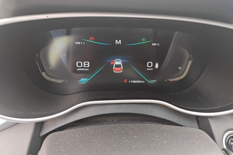 Used Geely Auto Emgrand 2019 Leading Edition 1.5L Manual Upgraded Connectivity Model China VI Standard Odometer Close Up
