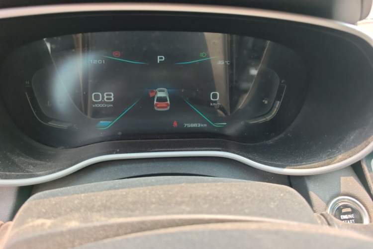 Used Geely Auto Emgrand 2019 Leading Edition 1.5L CVT Upward-Connected Model China VI Standard Odometer Close Up