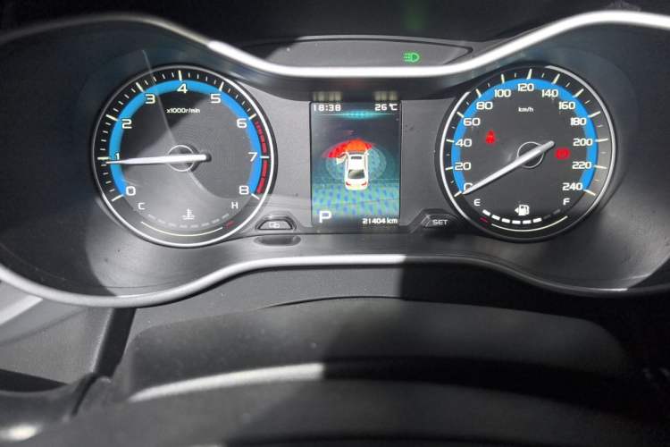 Used Geely Auto Emgrand 2019 Leading Edition 1.5L CVT Luxury Model China VI Standard Odometer Close Up