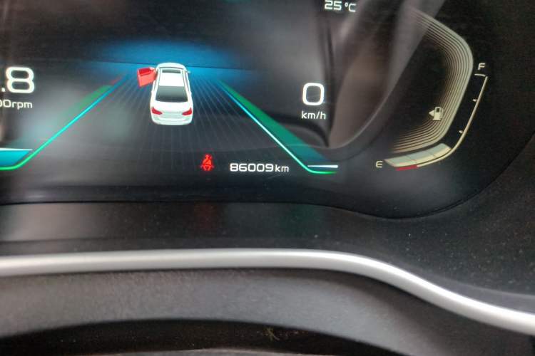 Used Geely Auto Emgrand 2019 Leading Edition 1.5L CVT Upward Asian Games Edition China VI Odometer Close Up