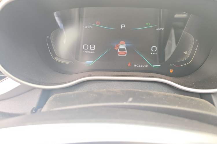 Used Geely Auto Emgrand 2019 Leading Edition 1.5L CVT Upward-Connected Model China VI Standard Odometer Close Up