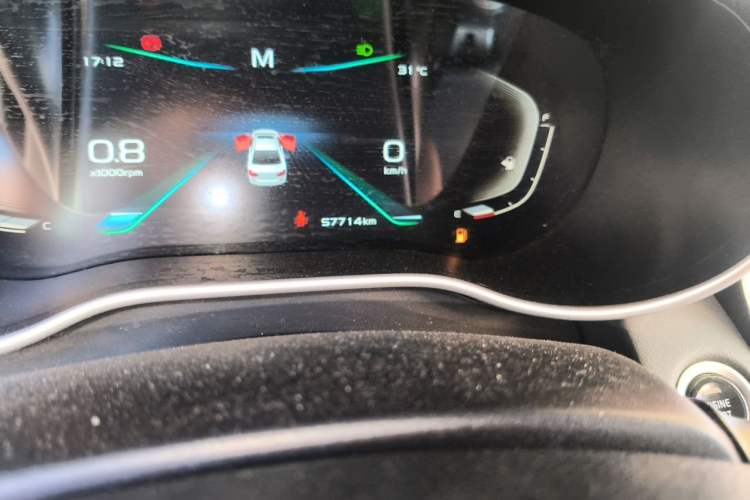 Used Geely Auto Emgrand 2019 Leading Edition 1.5L Manual Upgraded Connectivity Model China VI Standard Odometer Close Up