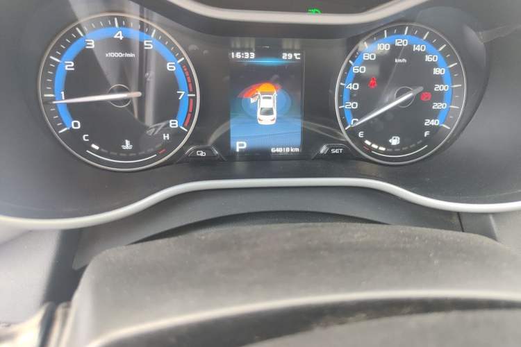 Used Geely Auto Emgrand 2019 Leading Edition 1.5L CVT Luxury Model China VI Standard Odometer Close Up