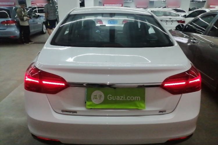 Used Geely Auto Emgrand 2019 Leading Edition 1.5L Manual Luxury Model China VI Standard Rear