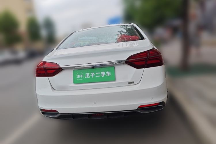Used Geely Auto Emgrand 2019 Leading Edition 1.5L Manual Luxury Model China VI Standard Rear