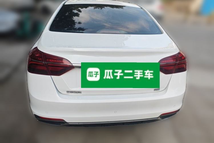 Used Geely Auto Emgrand 2019 Leading Edition 1.5L Manual Luxury Model China V Standard Rear