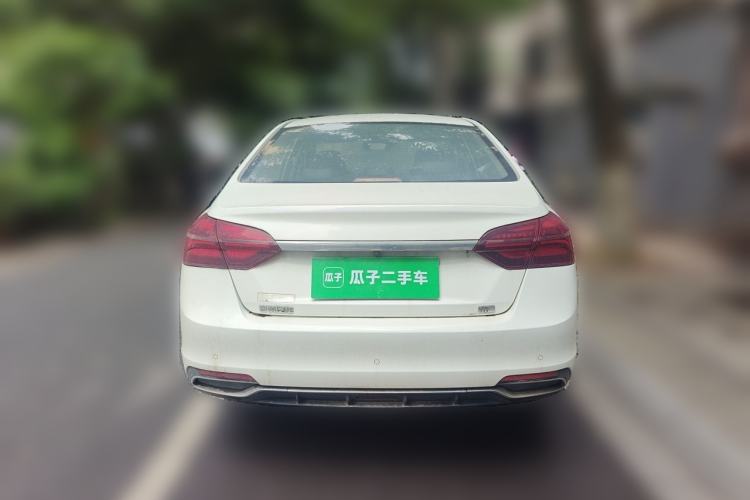 Used Geely Auto Emgrand 2019 Leading Edition 1.5L Manual Luxury Model China VI Standard Rear