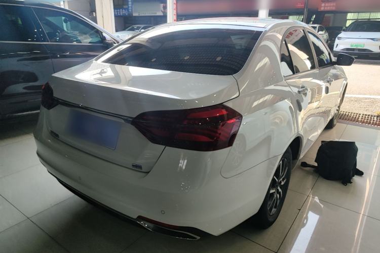 Used Geely Auto Emgrand 2019 Leading Edition 1.5L CVT Luxury Model China VI Standard Rear Right 45 Deg