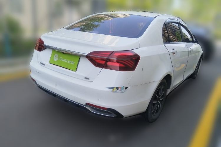 Used Geely Auto Emgrand 2019 Leading Edition 1.5L CVT Luxury Model China VI Standard Rear Right 45 Deg