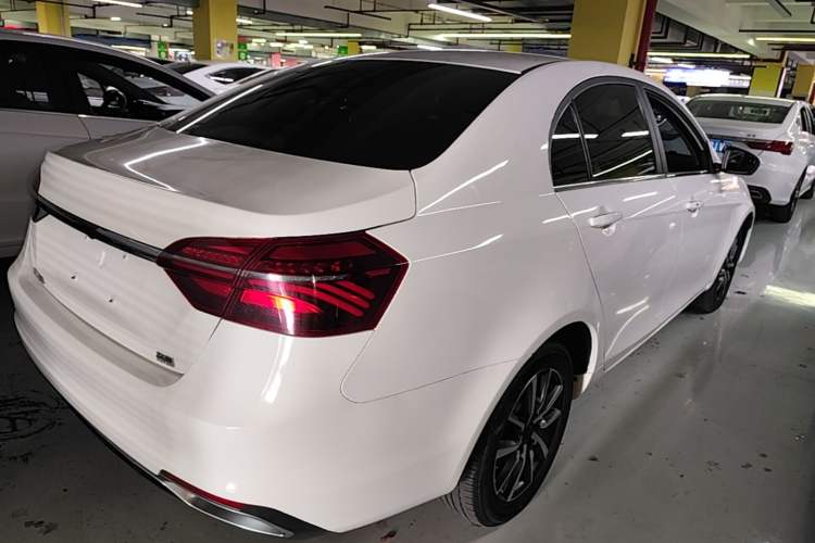 Used Geely Auto Emgrand 2019 Leading Edition 1.5L CVT Upward-Connected Model China VI Standard Rear Right 45 Deg
