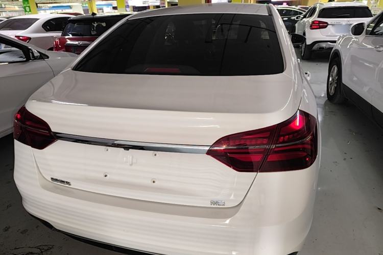 Used Geely Auto Emgrand 2019 Leading Edition 1.5L CVT Upward-Connected Model China VI Standard Rear