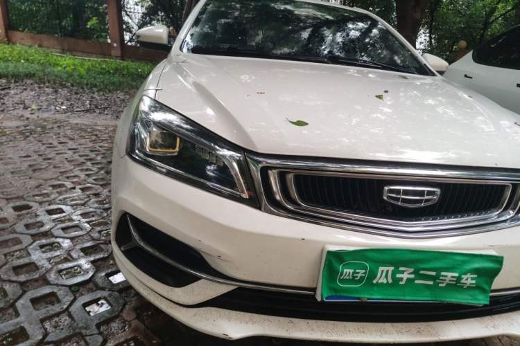 Used Geely Auto Emgrand 2019 Leading Edition 1.5L CVT Upward-Connected Model China VI Standard Right Front Headlight