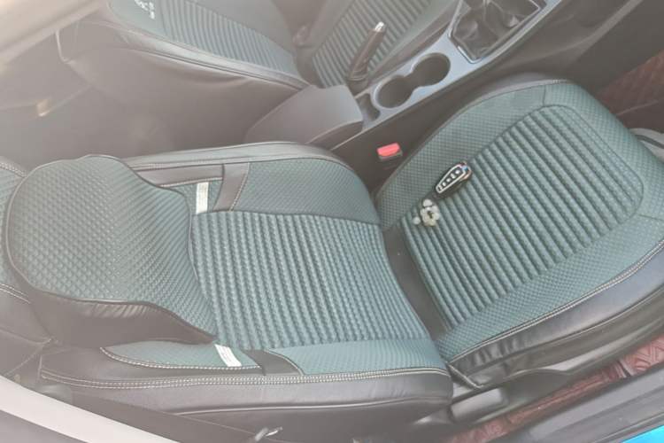 Used Geely Auto Emgrand 2019 Leading Edition 1.5L Manual Upward Asian Games Edition China VI Right Front Seat
