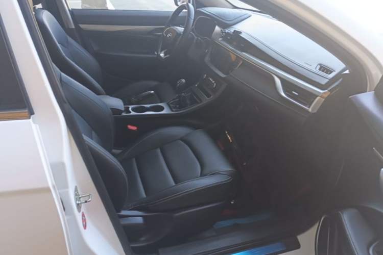 Used Geely Auto Emgrand 2019 Leading Edition 1.5L Manual Upward Asian Games Edition China VI Right Front Seat
