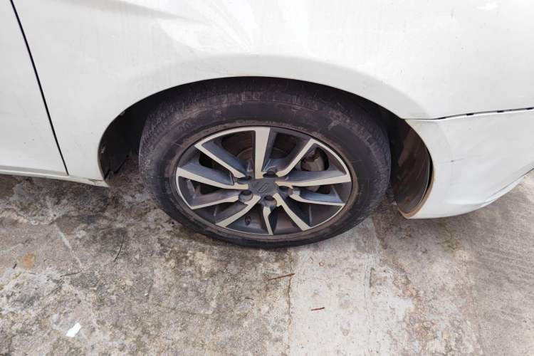 Used Geely Auto Emgrand 2019 Leading Edition 1.5L CVT Upward Asian Games Edition China V Right Front Wheel Hub