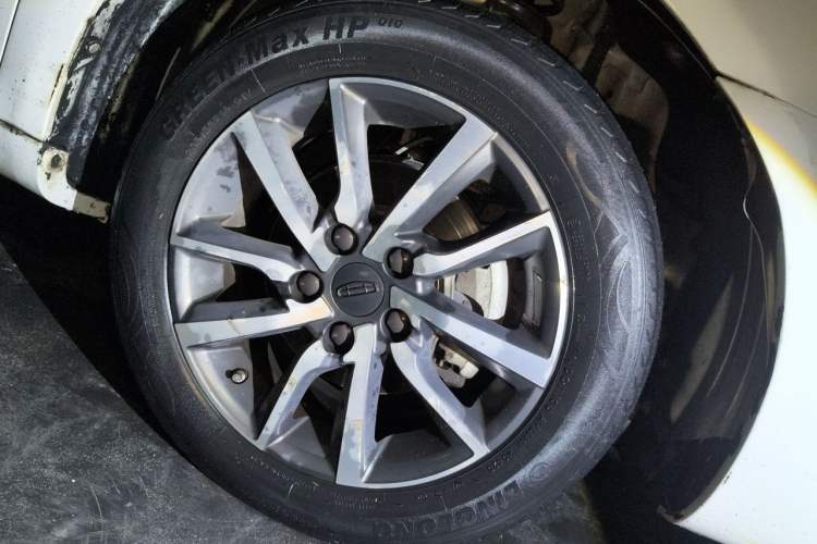 Used Geely Auto Emgrand 2019 Leading Edition 1.5L CVT Upward Asian Games Edition China V Right Front Wheel Hub