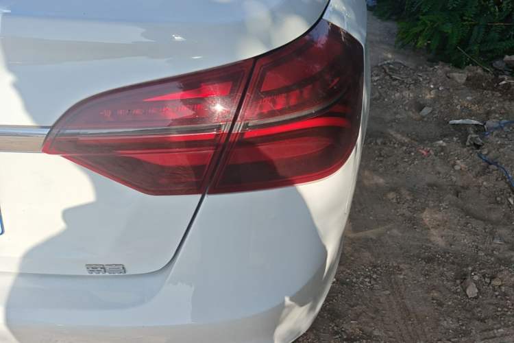 Used Geely Auto Emgrand 2019 Leading Edition 1.5L Manual Upward Asian Games Edition China VI Right Rear Taillight