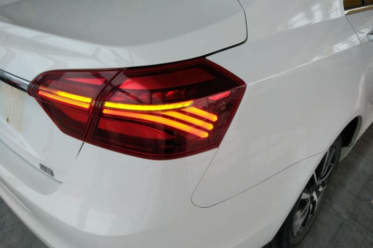 Used Geely Auto Emgrand 2019 Leading Edition 1.5L CVT Upward Asian Games Edition China VI Right Rear Taillight