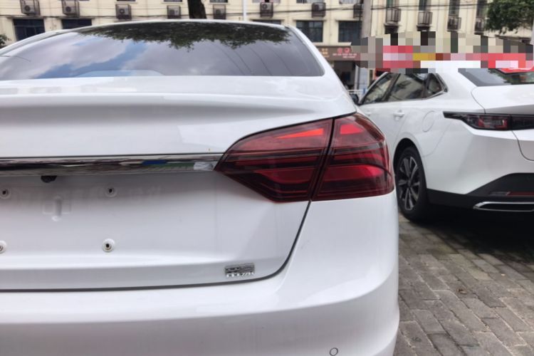 Used Geely Auto Emgrand 2019 Leading Edition 1.5L CVT Upward-Connected Model China VI Standard Right Rear Taillight
