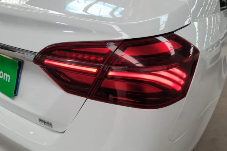 Used Geely Auto Emgrand 2019 Leading Edition 1.5L Manual Luxury Model China VI Standard Right Rear Taillight