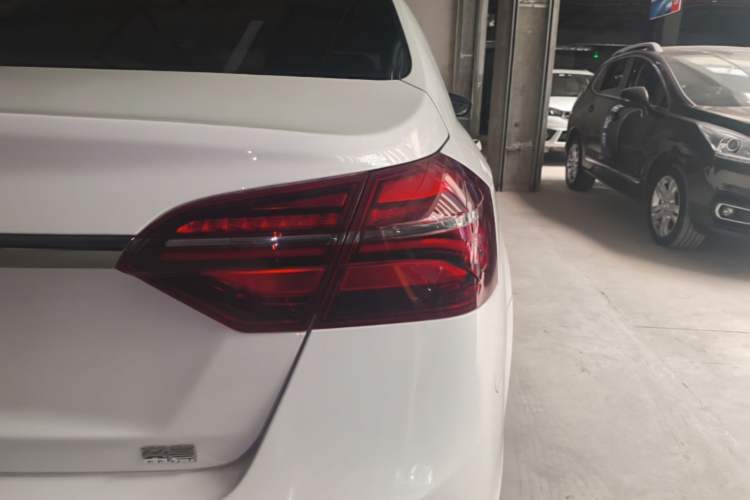 Used Geely Auto Emgrand 2019 Leading Edition 1.5L CVT Upward Asian Games Edition China VI Right Rear Taillight