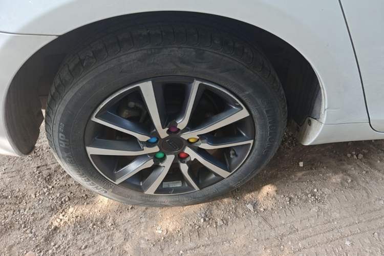 Used Geely Auto Emgrand 2019 Leading Edition 1.5L Manual Upward Asian Games Edition China VI Right Rear Wheel Hub