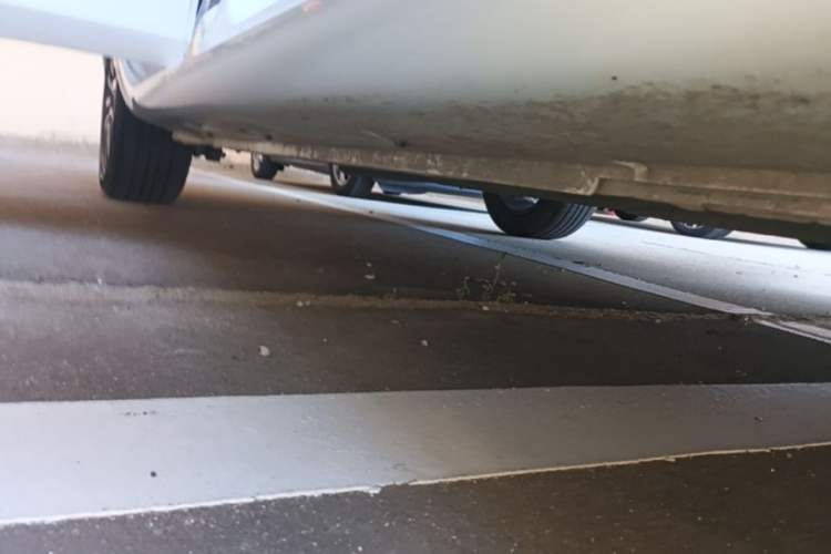 Used Geely Auto Emgrand 2019 Leading Edition 1.5L Manual Upward Asian Games Edition China VI Right Side Sill