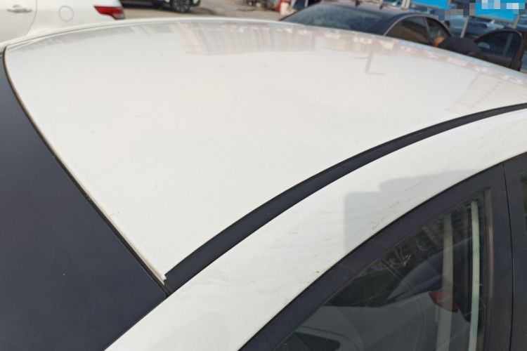 Used Geely Auto Emgrand 2019 Leading Edition 1.5L Manual Luxury Model China VI Standard Roof