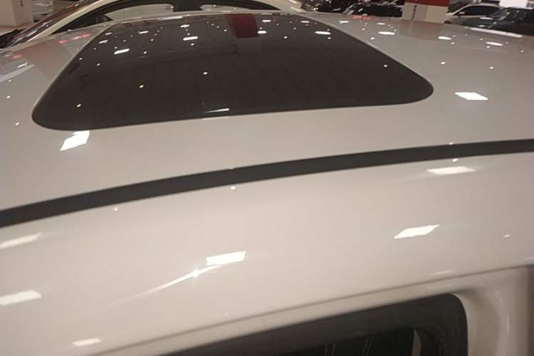 Used Geely Auto Emgrand 2019 Leading Edition 1.5L CVT Upward-Connected Model China VI Standard Roof