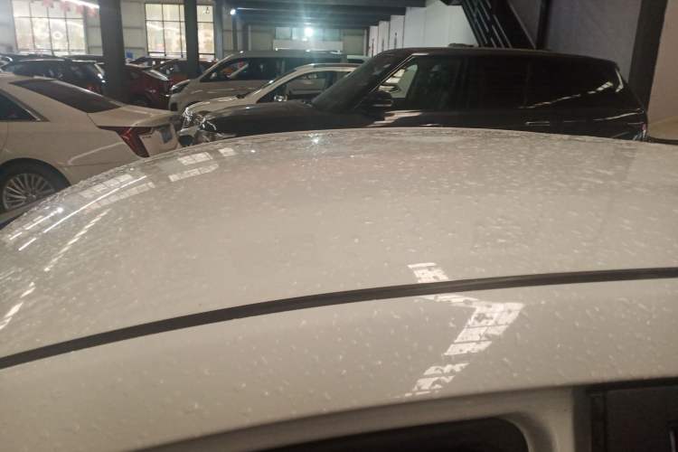 Used Geely Auto Emgrand 2019 Leading Edition 1.5L CVT Luxury Model China VI Standard Roof