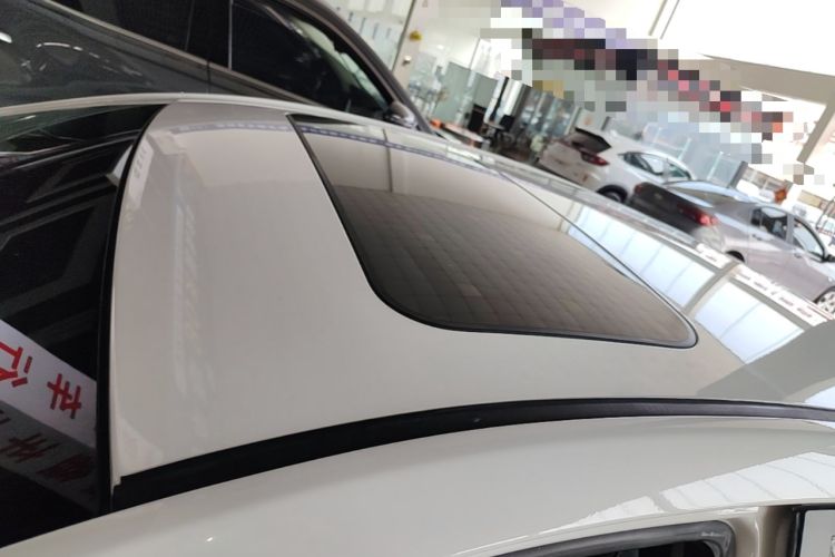 Used Geely Auto Emgrand 2019 Leading Edition 1.5L CVT Upward-Connected Model China VI Standard Roof